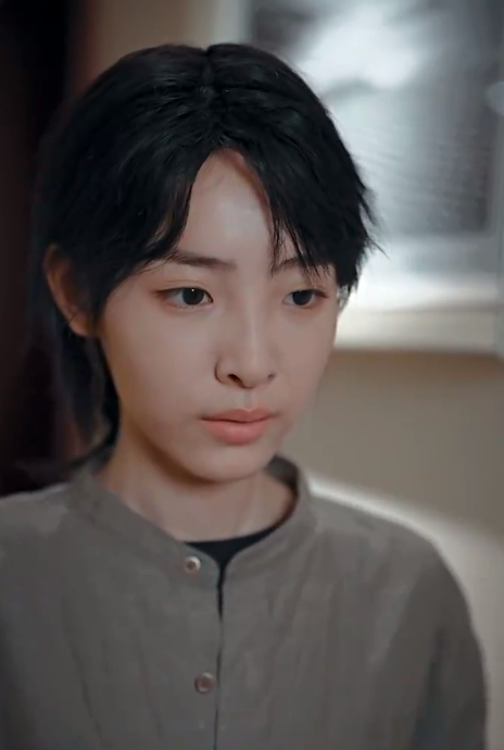 短剧《双面娇妻有点野（100集全）》免费观看