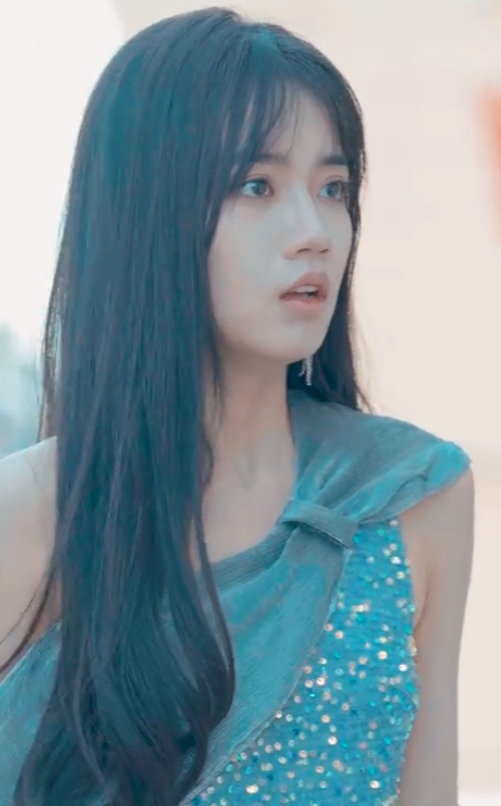 短剧《周少请自重》全集免费观看