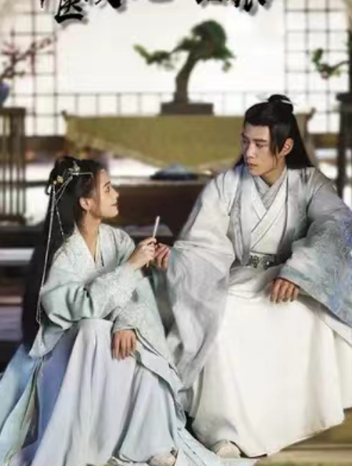 短剧《神医傻妃狠嚣张（70集全）》免费观看