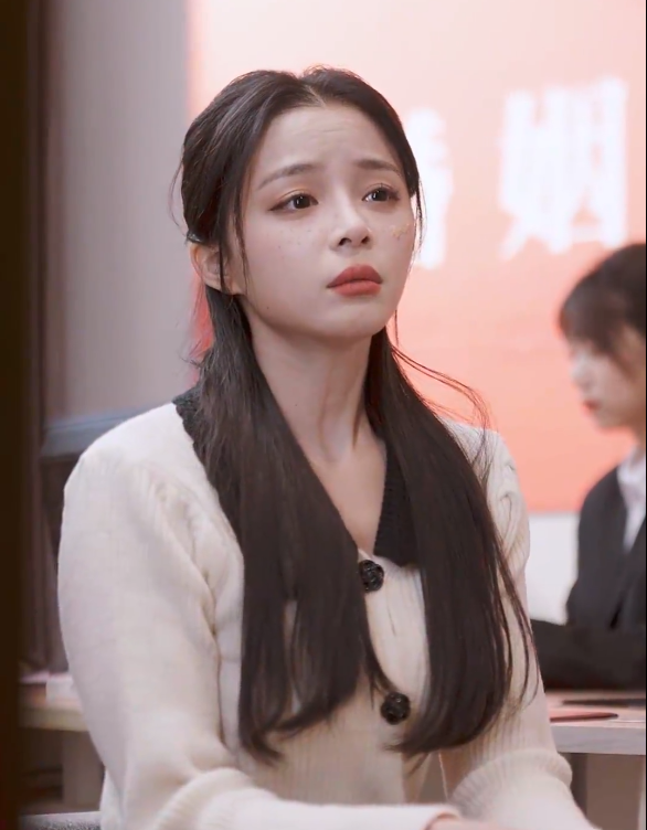 短剧《闪婚豪门娇妻马甲藏不住（81集全）》免费观看